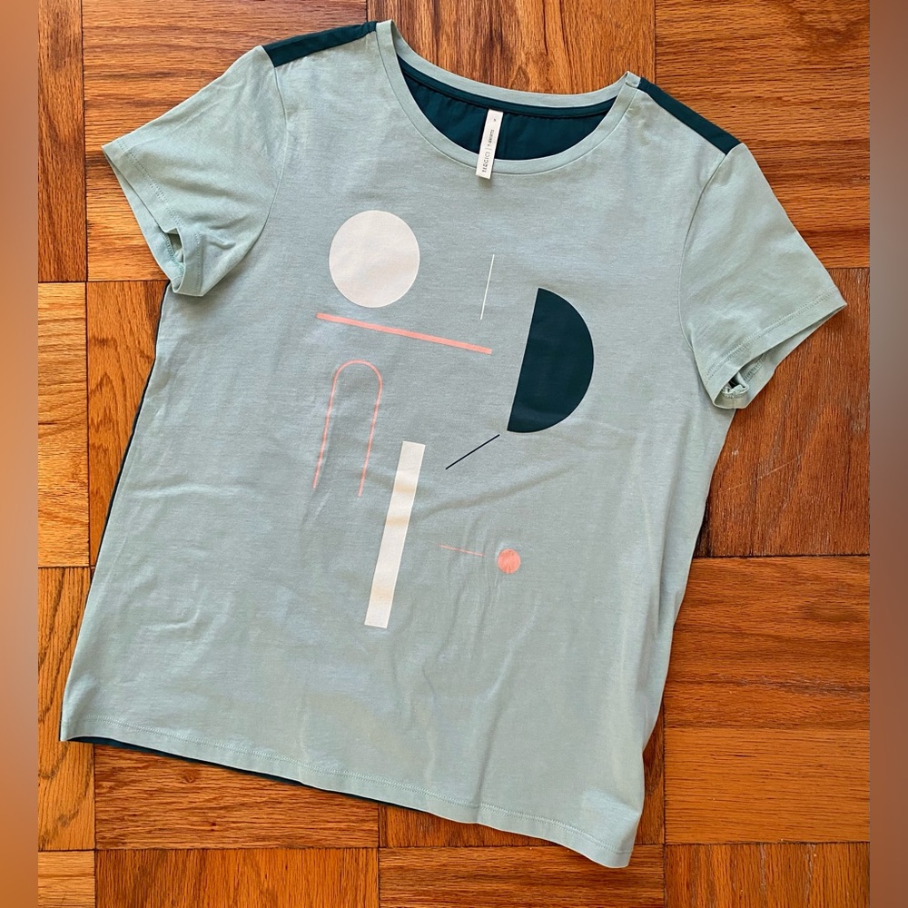 NWOT Yargici Graphic T-Shirt in Teal & Mint
